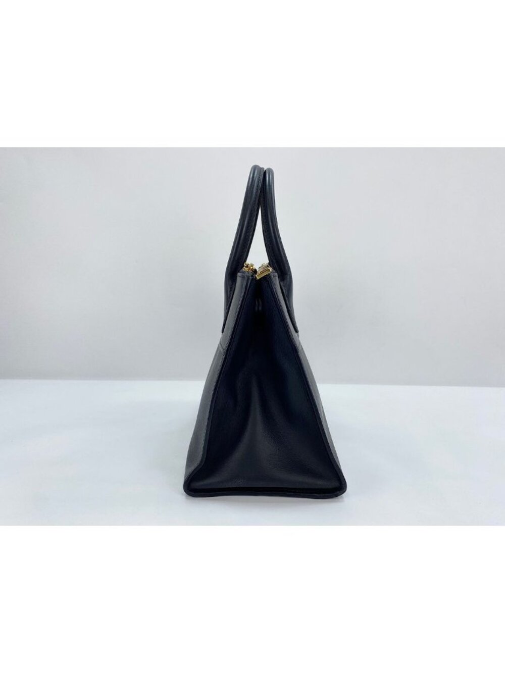 Prada Handbag 2-Way Paradigm - Picture 4 of 10